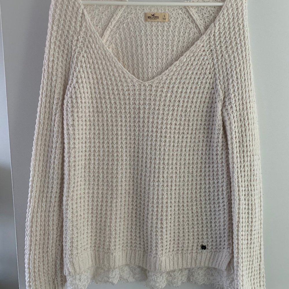 White Hollister Sweater w/ Lace